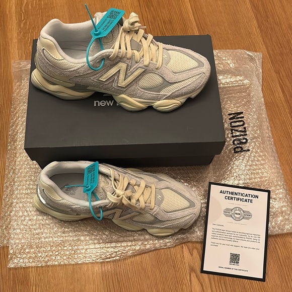 New Balance Other - New Balance 9060 Quartz Grey